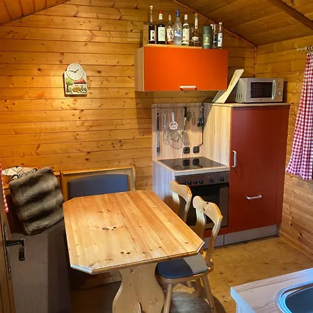 Gemuetliche Blockhuette Mit Grossem Garten Prázdninový dům *