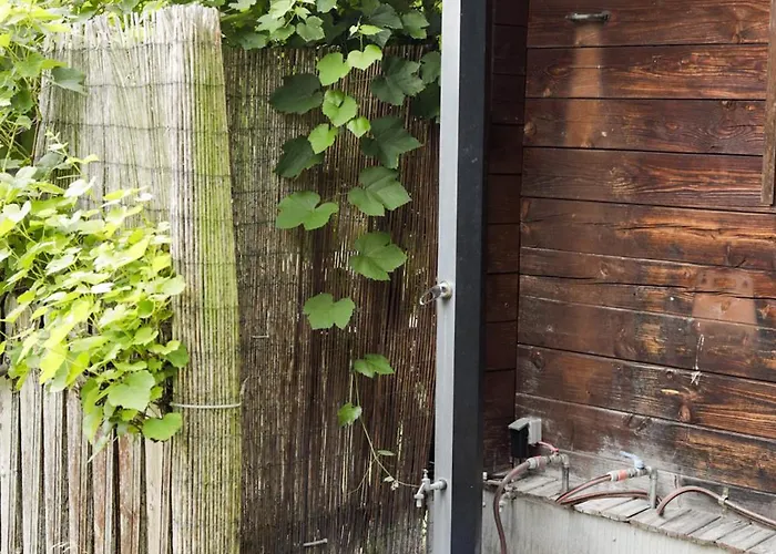 Gemuetliche Blockhuette Mit Grossem Garten ريد إم إنكرايس